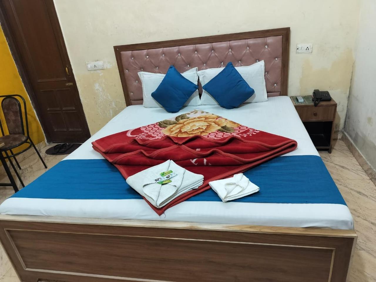 Hotel Holiday Inn Paradise Chandigarh Bagian luar foto